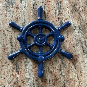 Anchor wall hanger, blue